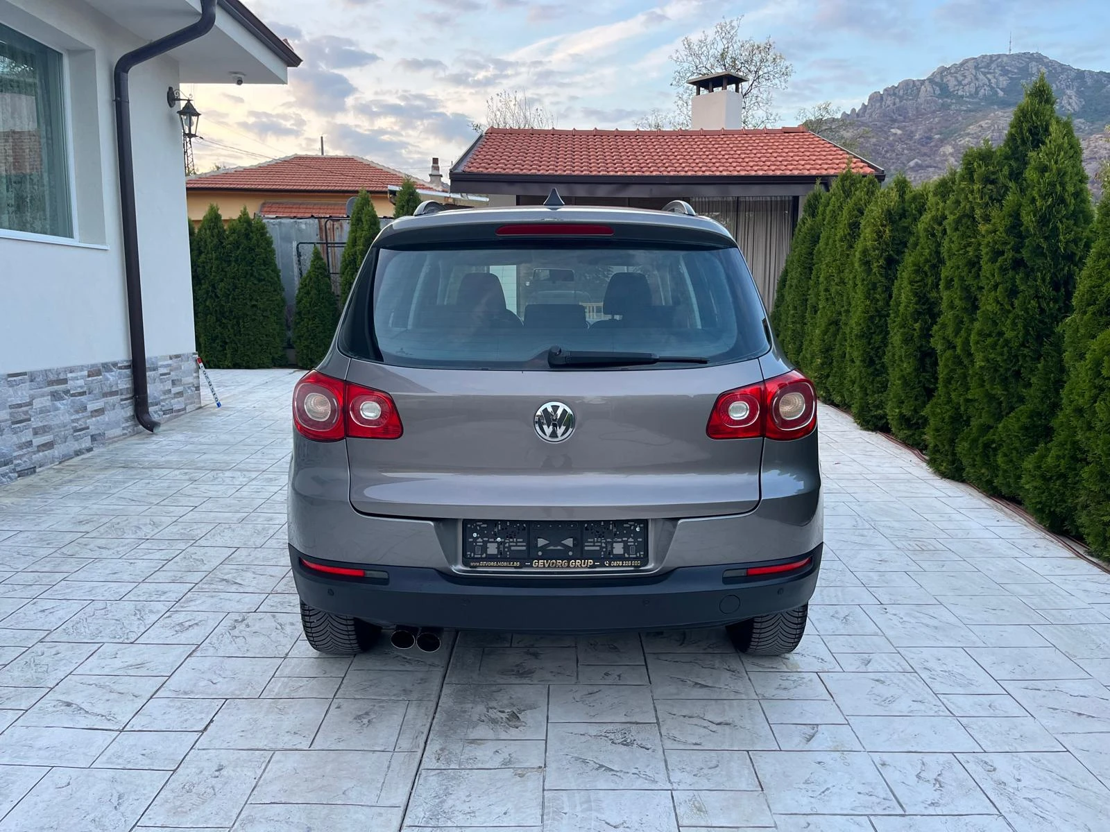 VW Tiguan 2.0 TDI 4X4 - изображение 6