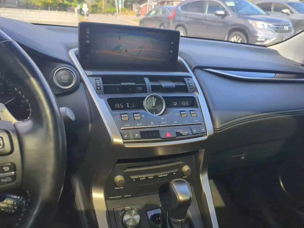 Lexus NX * 300 * CARFAX * ��� ������������ ������ | Mobile.bg � ����������� 9