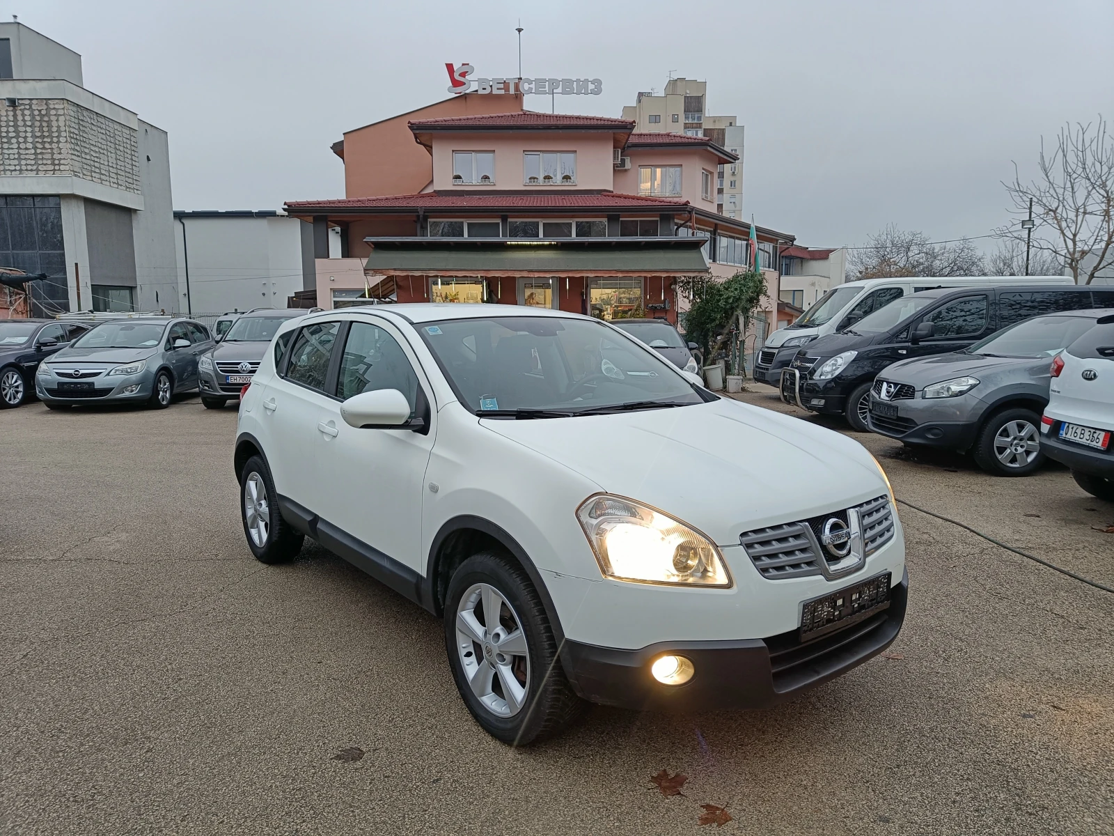 Nissan Qashqai 1.6 GAZ BENZIN 115 | Mobile.bg � ����������� 3