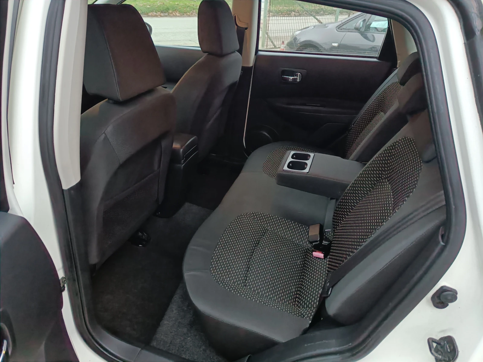 Nissan Qashqai 1.6 GAZ BENZIN 115 | Mobile.bg � ����������� 12