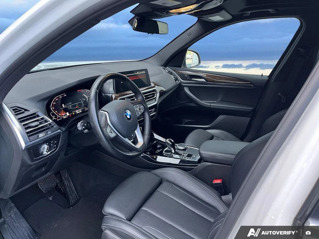 BMW X3 XDRIVE * CAMERA * LED * ПОДГРЕВ * NAVI, снимка 10 - Автомобили и джипове - 53809192