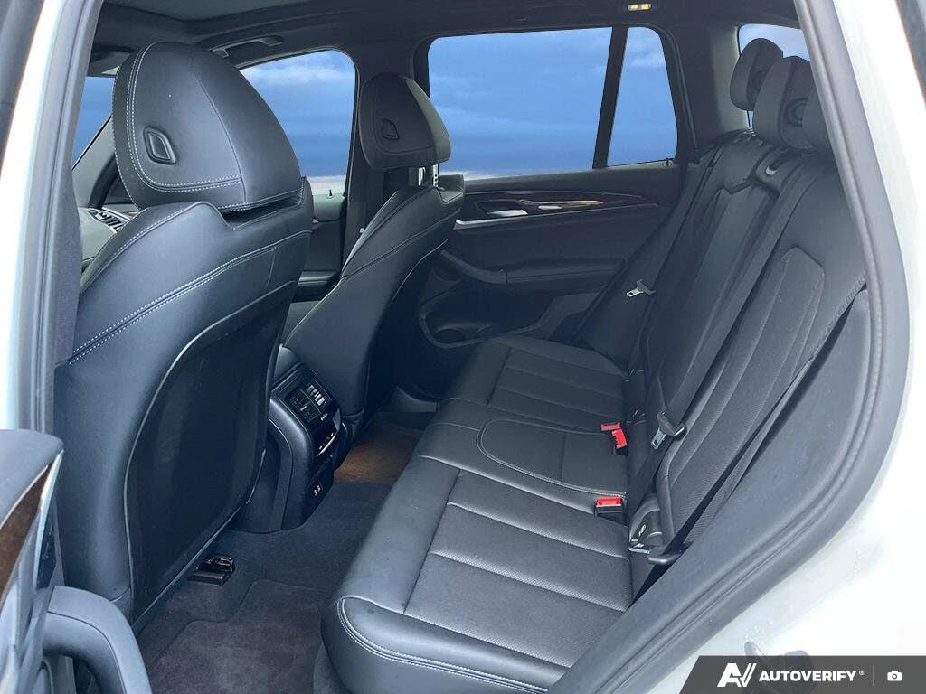 BMW X3 XDRIVE * CAMERA * LED * ПОДГРЕВ * NAVI, снимка 9 - Автомобили и джипове - 53809192