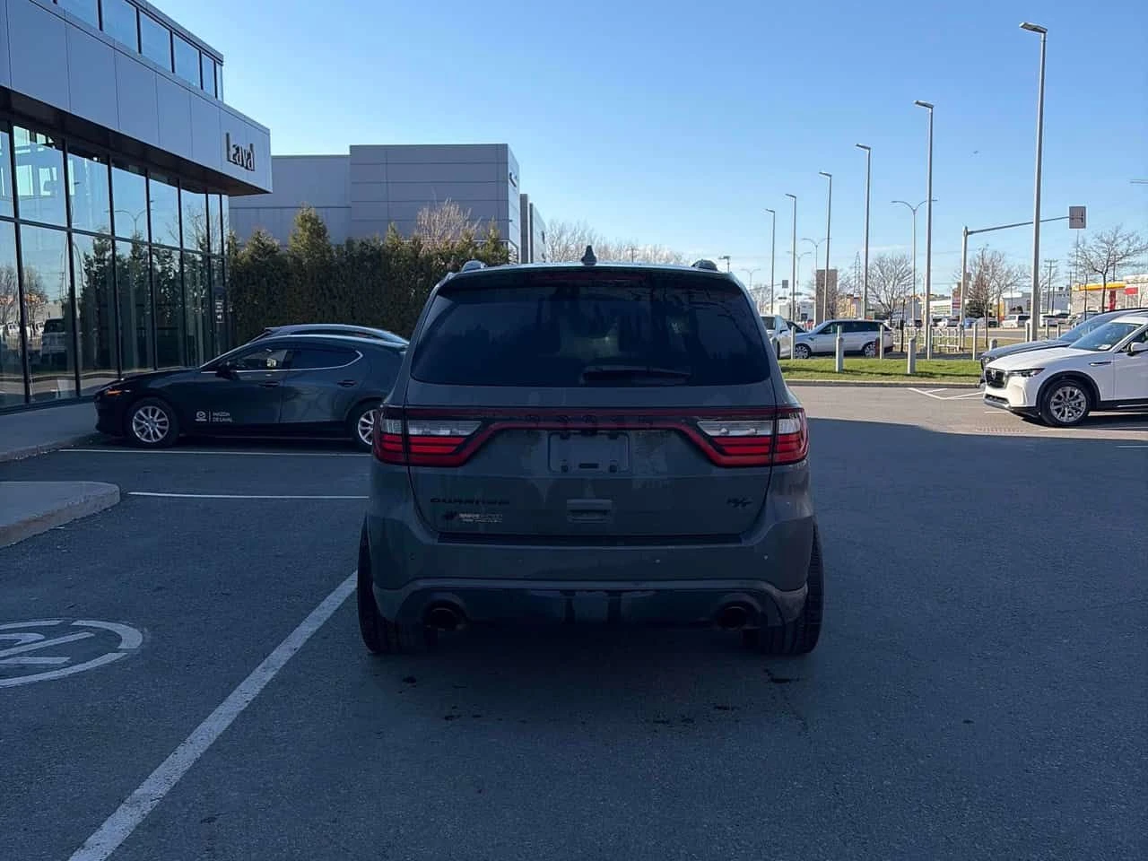 Dodge Durango * R/T Plus AWD* 2 КЛЮЧА* ПОДГРЕВ* PANO* , снимка 4 - Автомобили и джипове - 54328041