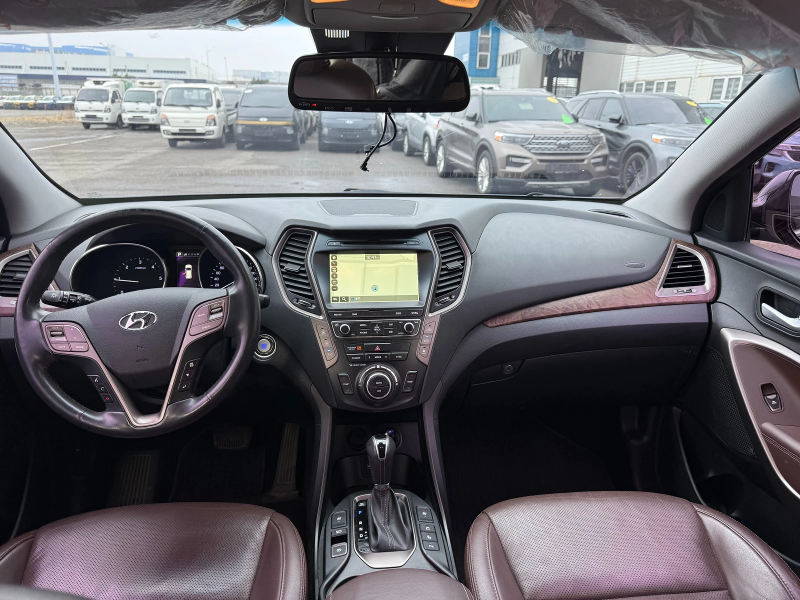 Hyundai Santa fe GrandSantaFe-ОЧАКВАН ВНОС!, снимка 10 - Автомобили и джипове - 54339020