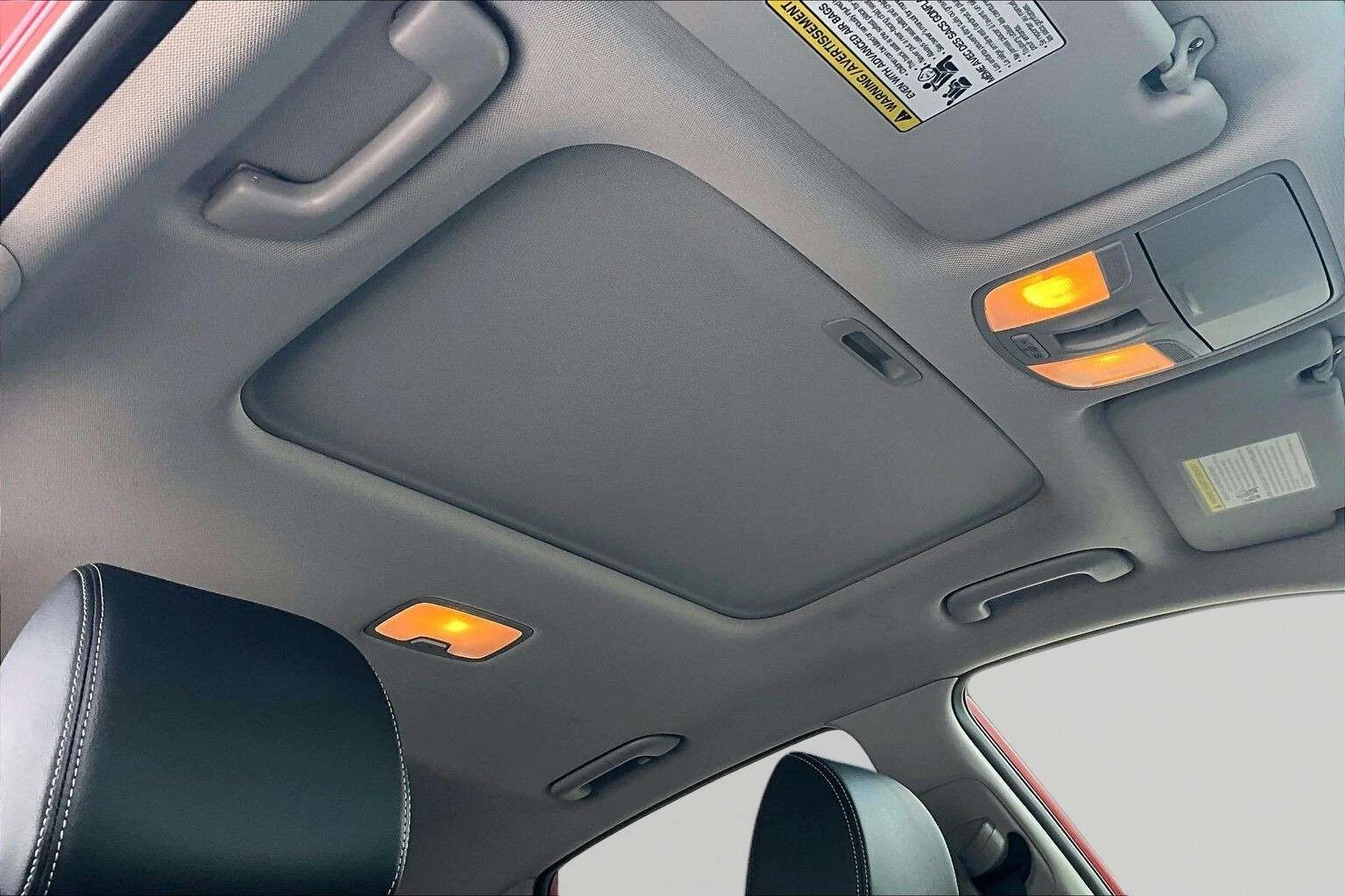Hyundai Kona HEATED SEATS | AWD | SUNROOF / ЦЕНА ДО БГ, снимка 15 - Автомобили и джипове - 54840941