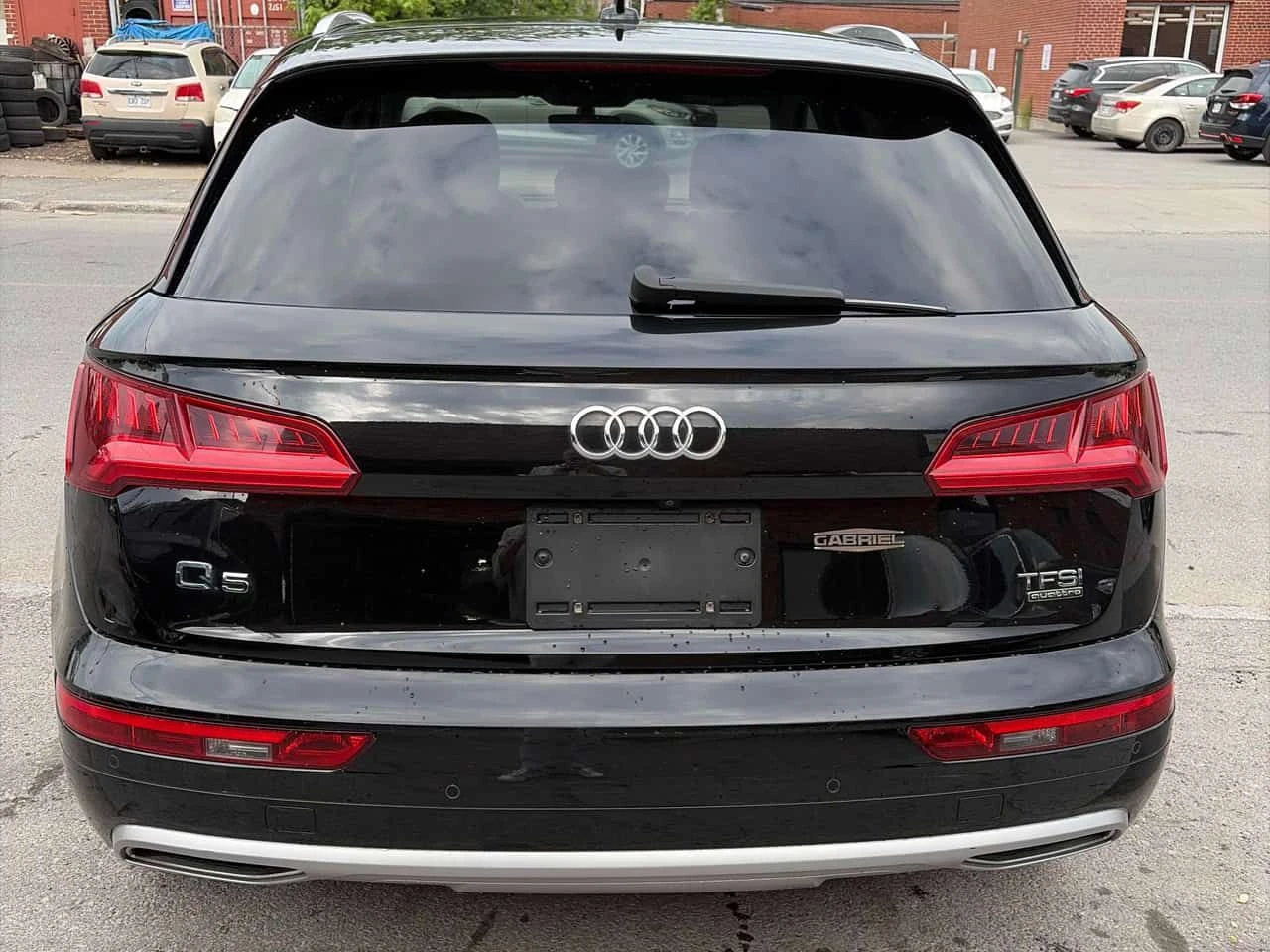 Audi Q5 * Komfort * CARFAX * ЦЕНА ДО БГ, снимка 4 - Автомобили и джипове - 54857861