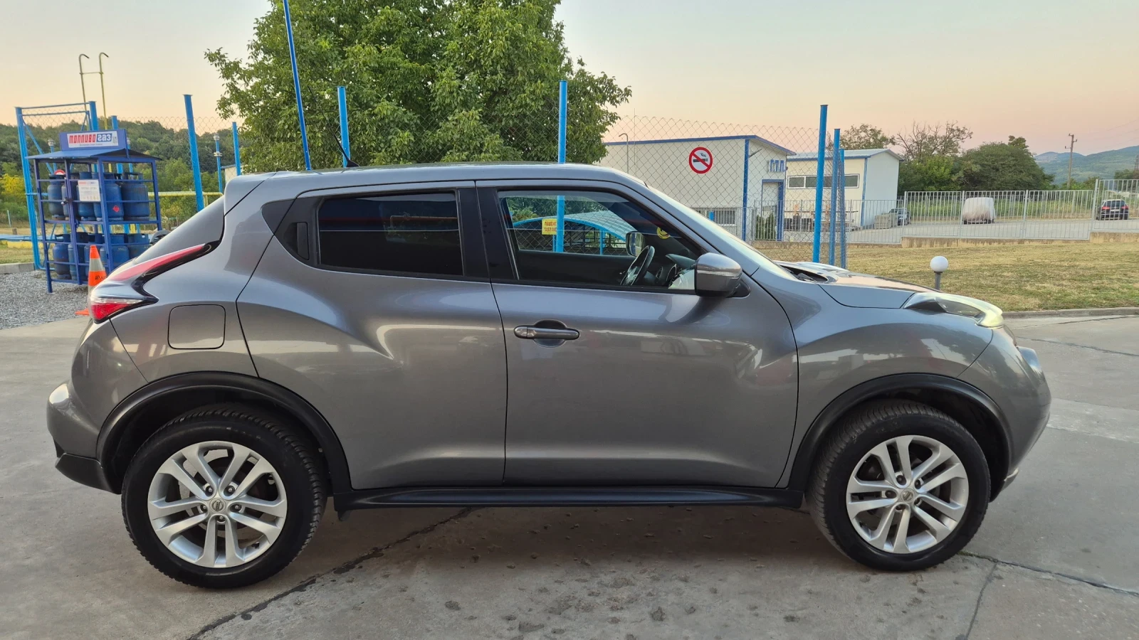 Nissan Juke 1.5DCI 110К.С* ЕВРО6* ПЕРФЕКТНА* , снимка 10 - Автомобили и джипове - 55502353
