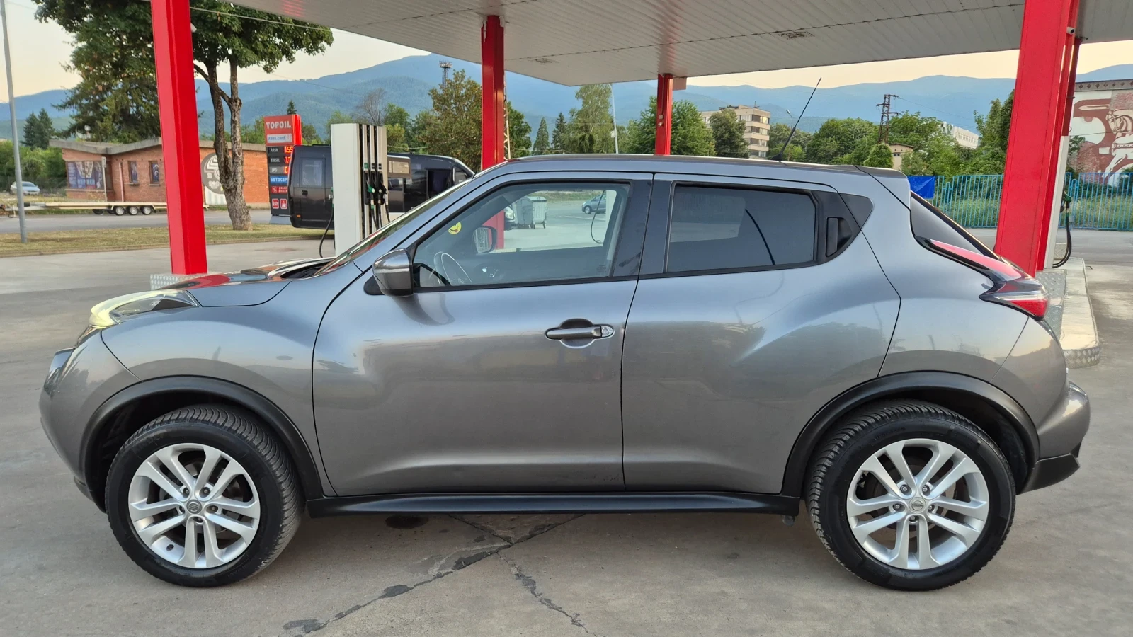 Nissan Juke 1.5DCI 110К.С* ЕВРО6* ПЕРФЕКТНА* , снимка 9 - Автомобили и джипове - 55502353