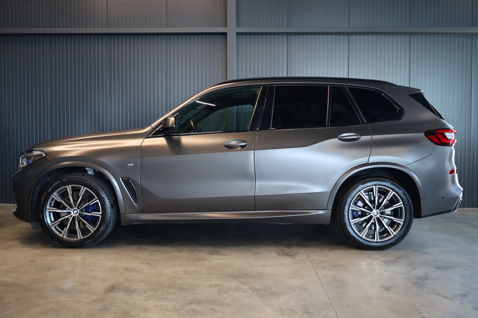 BMW X5 M-PAKET* xDRIVE* LASER LIGHTS* HEAD UP* PANO* , снимка 3 - Автомобили и джипове - 55624454