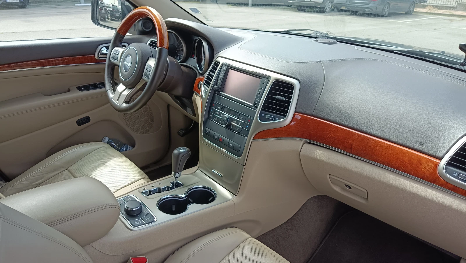 Jeep Grand cherokee OVERLAND 3.0 CRD 241 hp AT5 4x4 , снимка 10 - Автомобили и джипове - 55649880