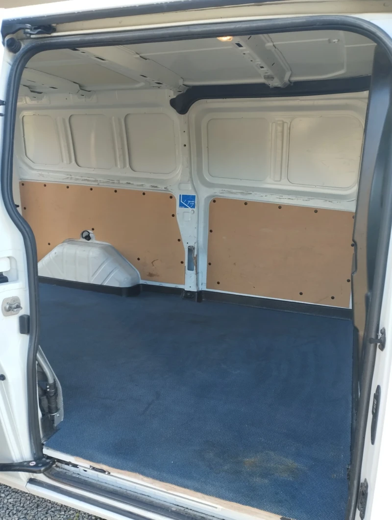 Ford Transit Custom, снимка 6 - Бусове и автобуси - 52564170