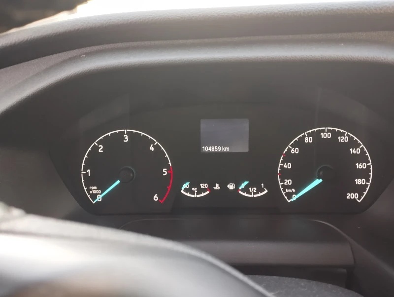 Ford Transit Custom, снимка 9 - Бусове и автобуси - 52564170