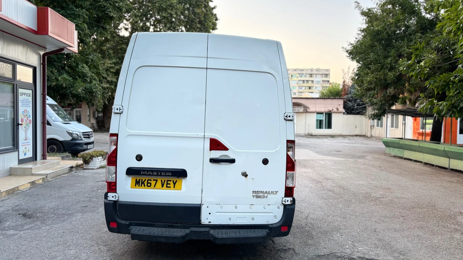 Renault Master, снимка 3 - Бусове и автобуси - 55769252