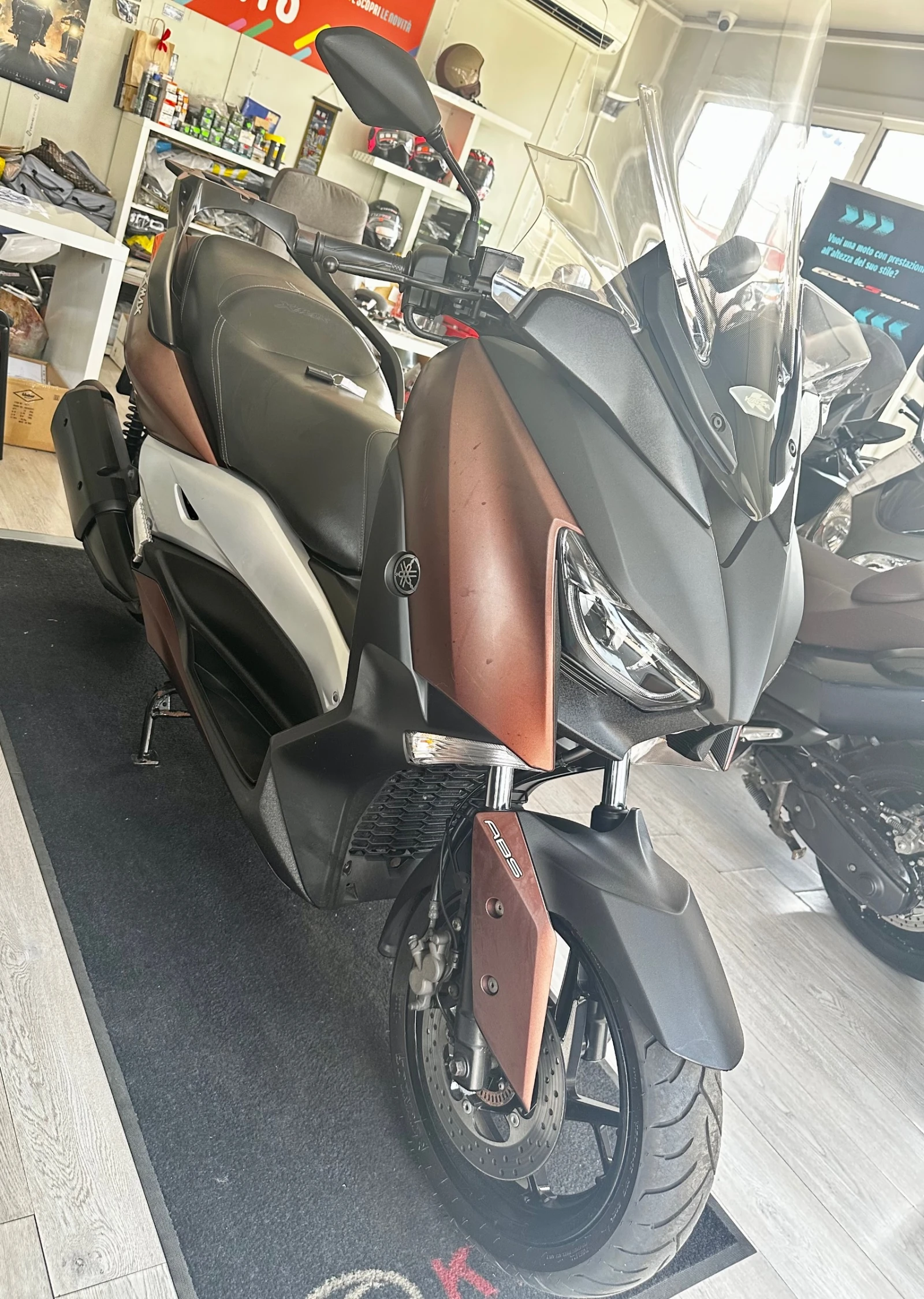 Yamaha X-max 300i ABS/ТС/LED 07.2018г. - изображение 10