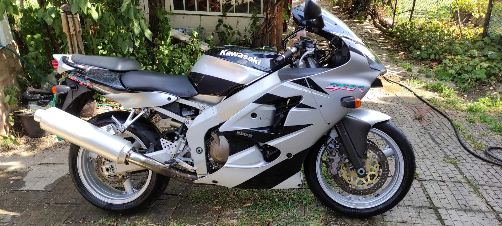 Kawasaki Zxr