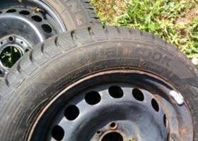Гуми Зимни 165/65R14, снимка 2