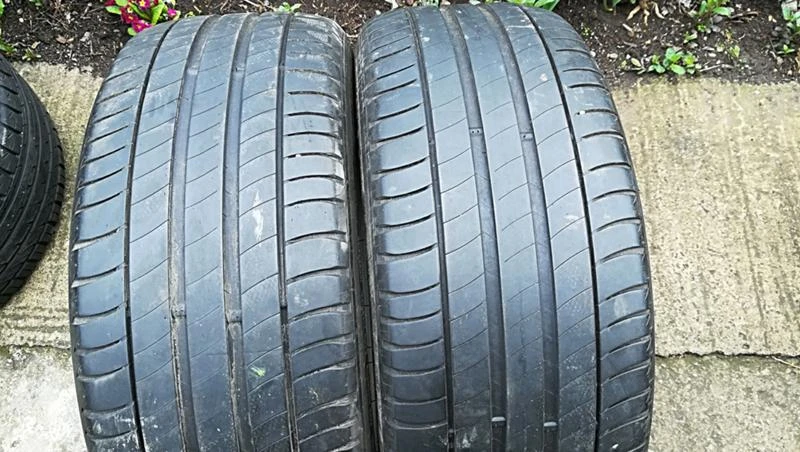 Гуми Летни 225/45R17, снимка 4 - Гуми и джанти - 25087225