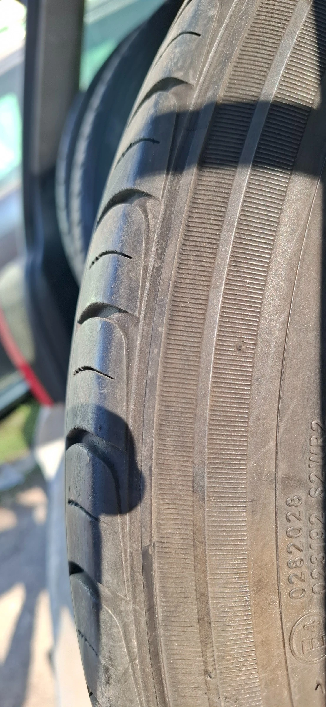 Гуми Летни 225/45R18, снимка 4 - Гуми и джанти - 53896285