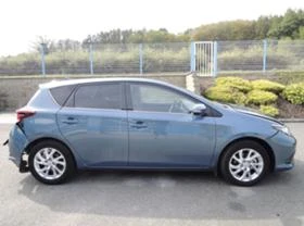 Toyota Auris HYBRID 2    | Mobile.bg    2