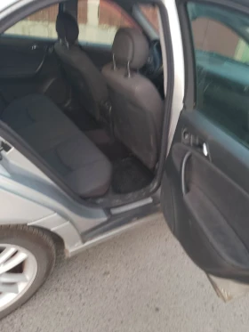 Mercedes-Benz C 220 Cdi - 3200 € - 27037494 15