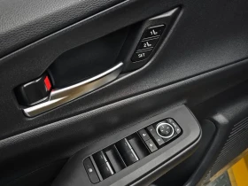Toyota Prius 5Th Generation 2.0 Phev Xse | Auto.bg — изображение 16