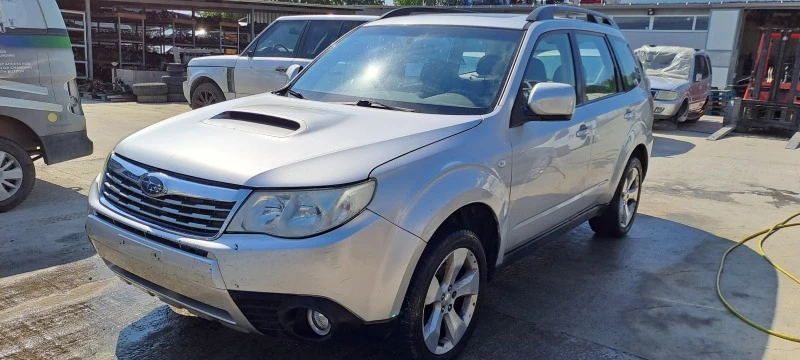 Subaru Forester 2.0D , снимка 1 - Автомобили и джипове - 40971675