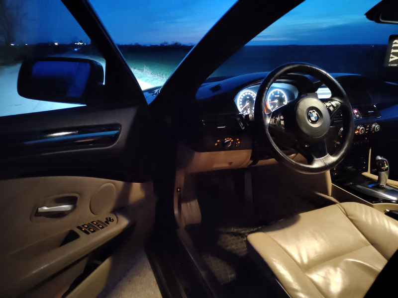 BMW 525 FACELIFT, снимка 7 - Автомобили и джипове - 45159569