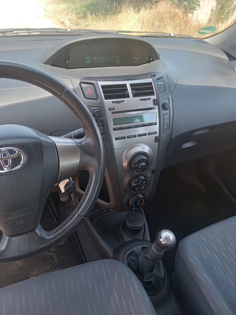 Toyota Yaris, снимка 6 - Автомобили и джипове - 46425453