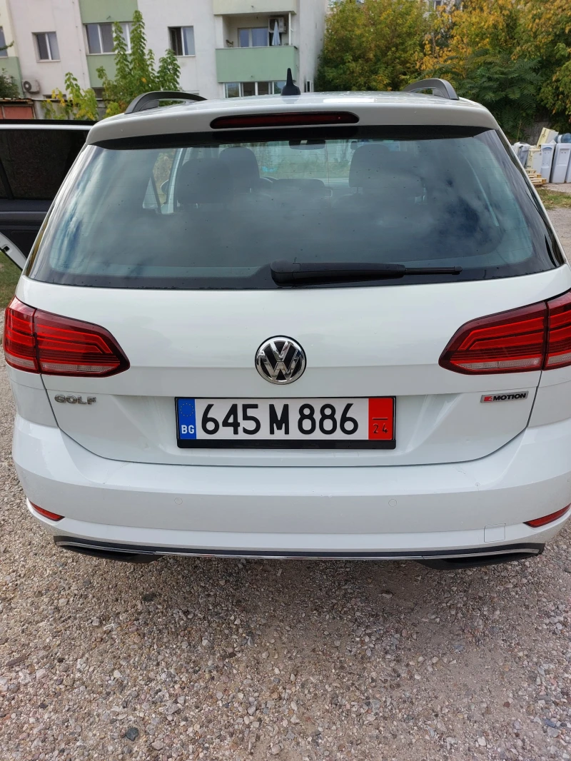 VW Golf, снимка 4 - Автомобили и джипове - 47525808