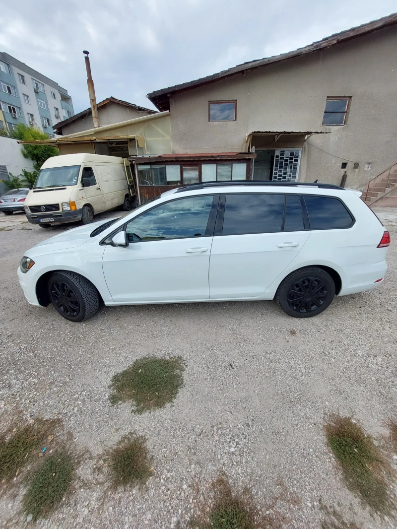 VW Golf, снимка 2 - Автомобили и джипове - 47525808