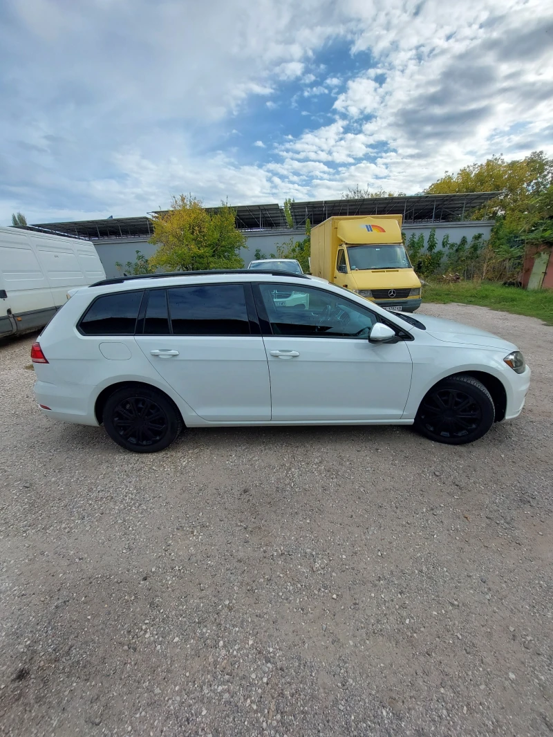 VW Golf, снимка 3 - Автомобили и джипове - 47525808