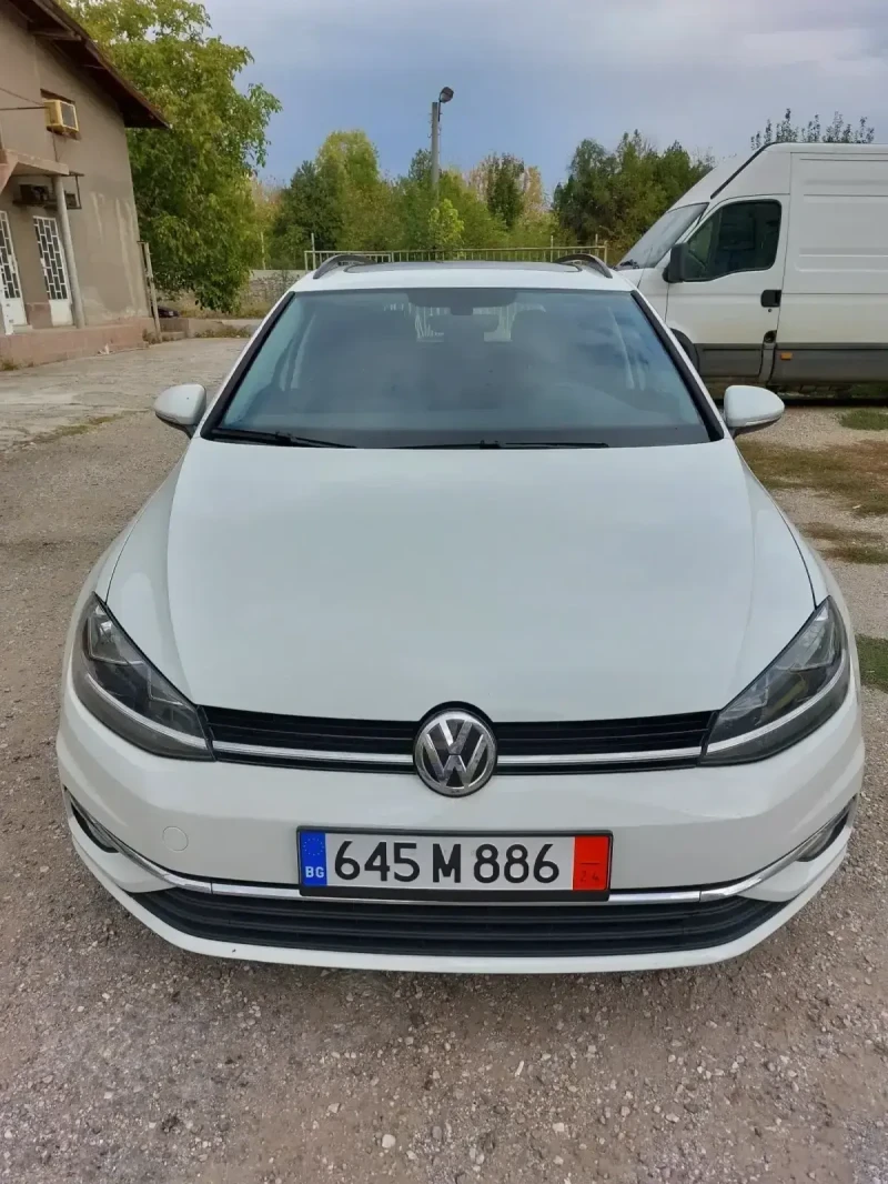 VW Golf, снимка 1 - Автомобили и джипове - 47525808