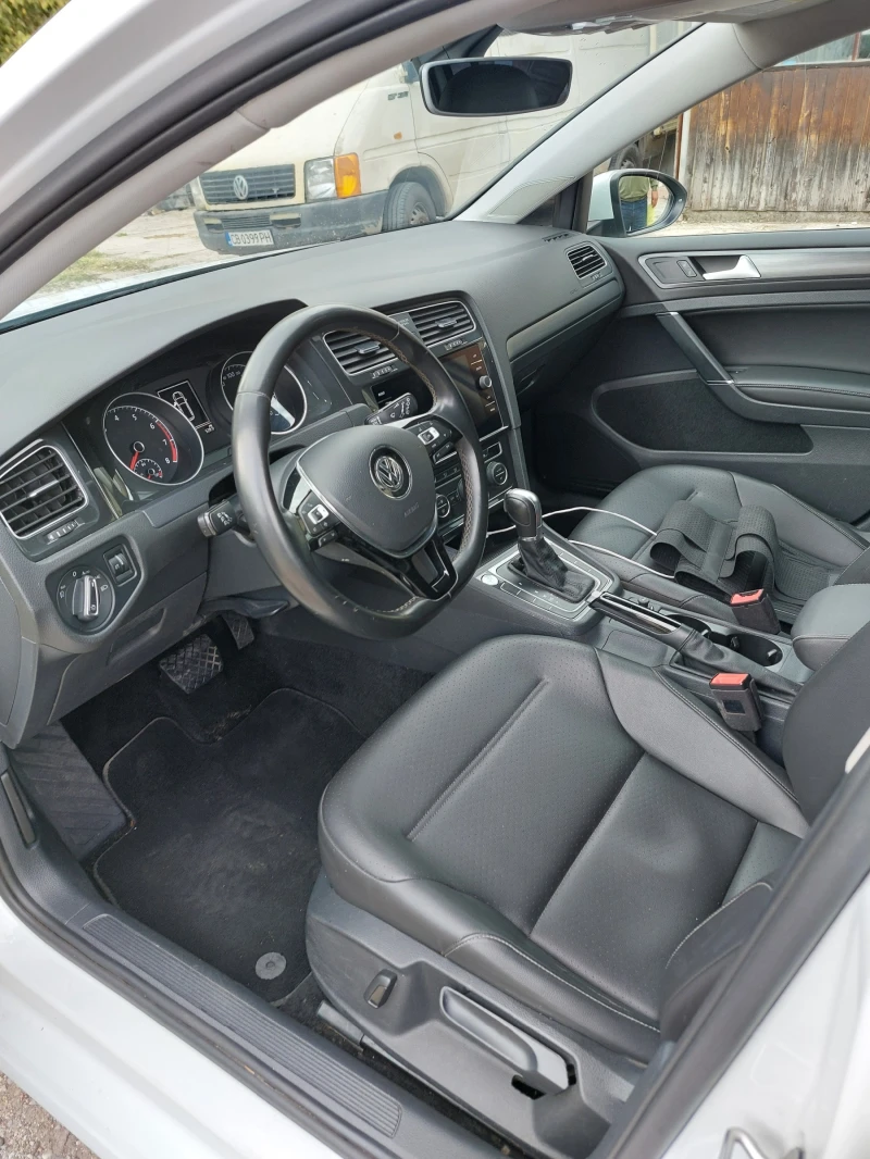 VW Golf, снимка 14 - Автомобили и джипове - 47525808