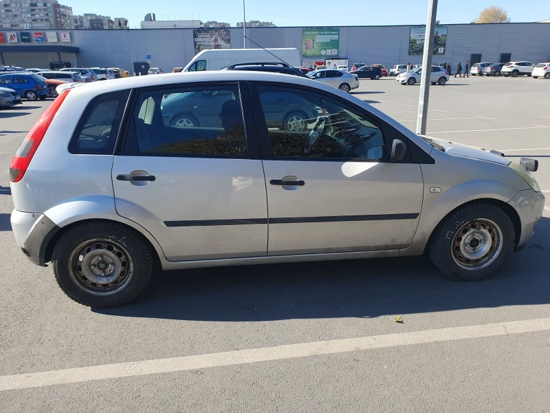 Ford Fiesta, снимка 7 - Автомобили и джипове - 47925789