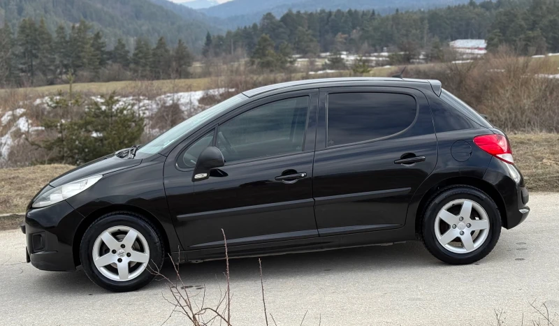 Peugeot 207 1.4hdi/2010/, снимка 4 - Автомобили и джипове - 49186563