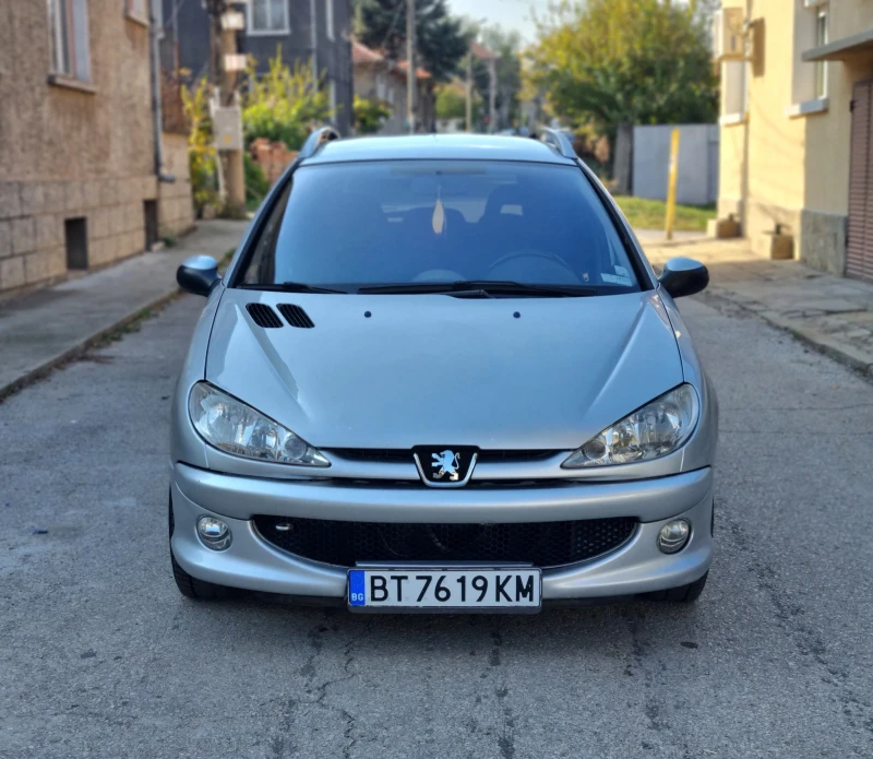 Peugeot 206, снимка 1 - Автомобили и джипове - 49566972