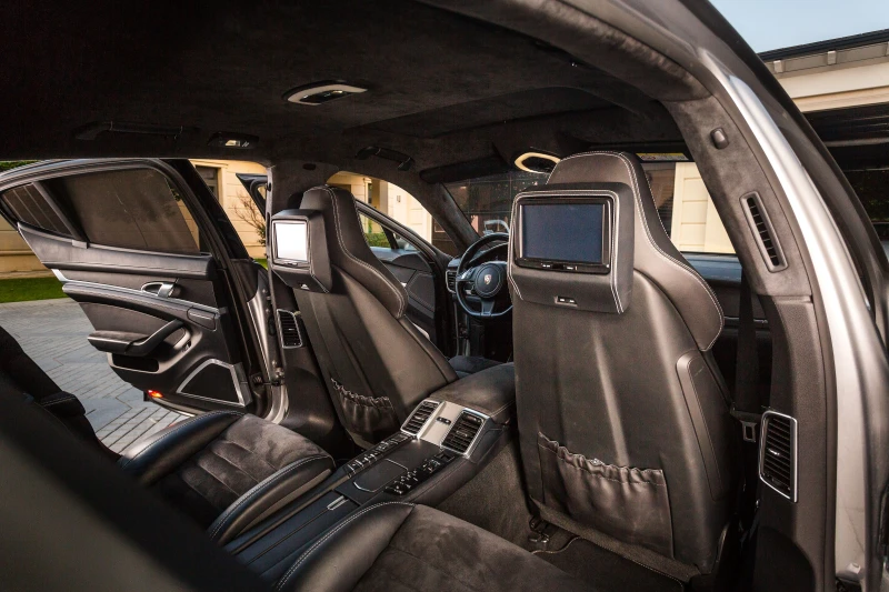 Porsche Panamera GTS /EXECUTIVE/TV-DVD/CERAMIC/PDK/Burmester/, снимка 13 - Автомобили и джипове - 52284742