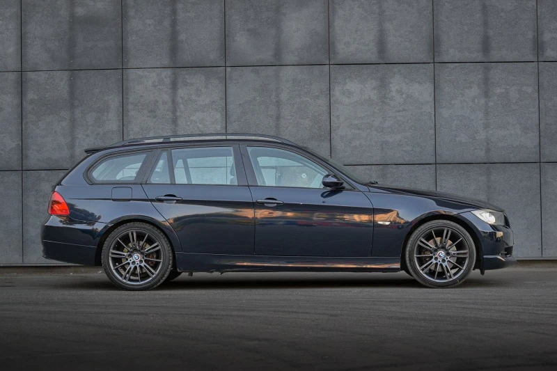 BMW 320 Голяма навигаци/НАПЪЛНО ОБСЛУЖЕНА, снимка 7 - Автомобили и джипове - 51303722