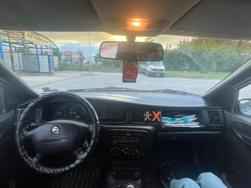 Opel Vectra Опел Вектра! ! !Бензин/Газ! ! !, снимка 6 - Автомобили и джипове - 52821650