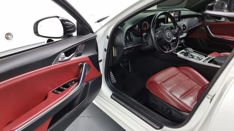 Kia Stinger 3.3T AWD GT autogeorge.com, снимка 11 - Автомобили и джипове - 52134198