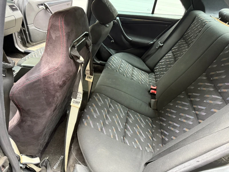 Mercedes-Benz C 240 V 6, снимка 8 - Автомобили и джипове - 52362556