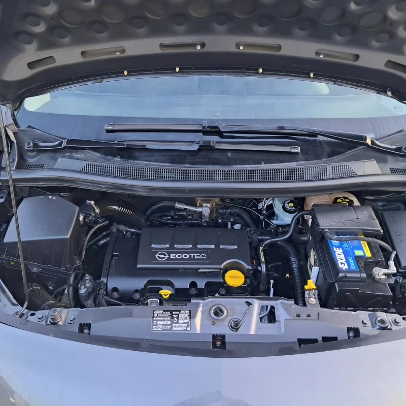 Opel Meriva 1.4i , снимка 14 - Автомобили и джипове - 52728474