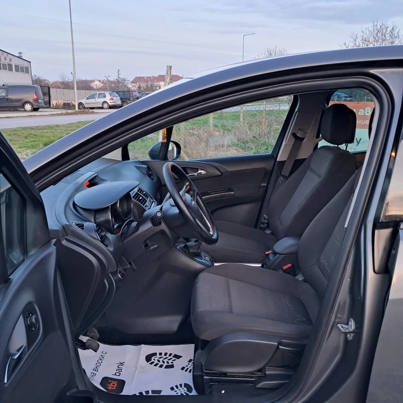 Opel Meriva 1.4i , снимка 8 - Автомобили и джипове - 52728474