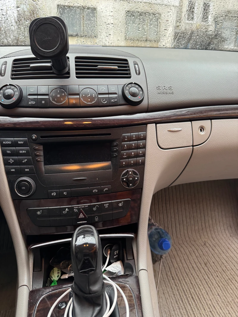 Mercedes-Benz E 280 CDI , снимка 13 - Автомобили и джипове - 53264271