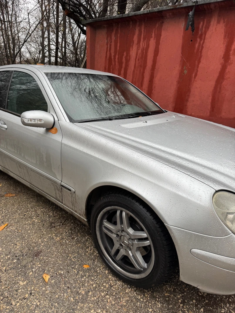Mercedes-Benz E 280 CDI , снимка 5 - Автомобили и джипове - 53264271