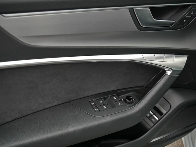 Audi A6 Avant 55 TFSIe Quattro = S-line = Гаранция  - изображение 4