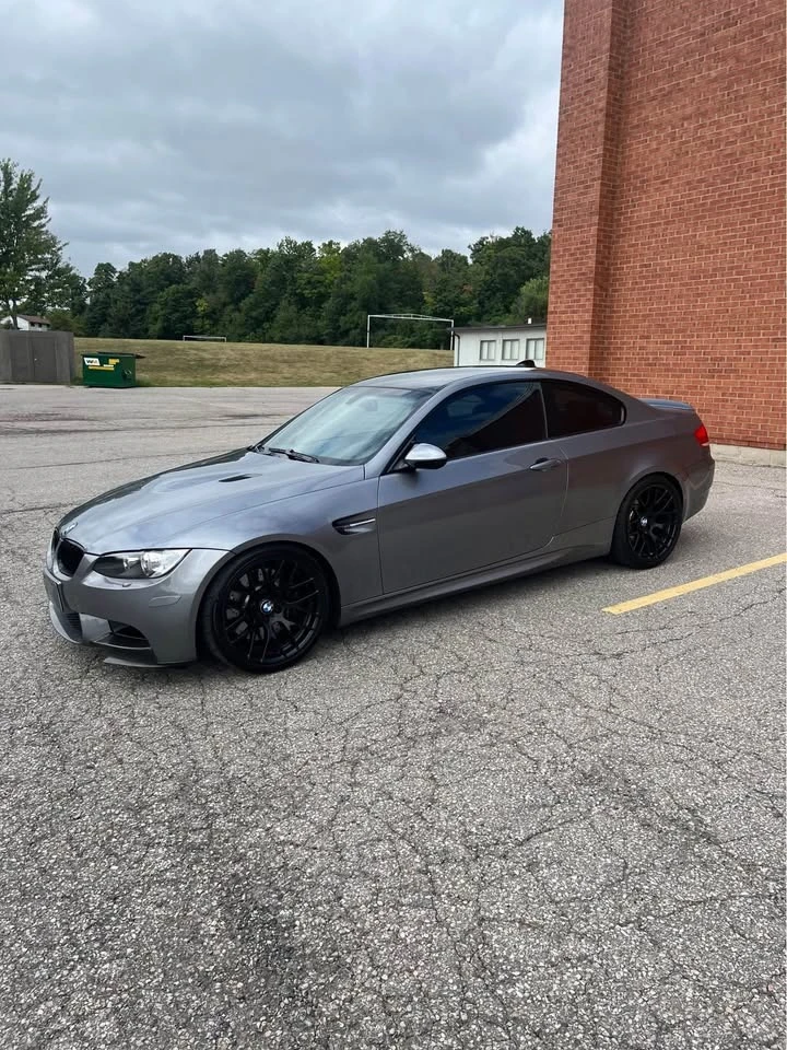 BMW M3 ръчка CARFAX АВТО КРЕДИТ - 44200 лв. - 17153771 1