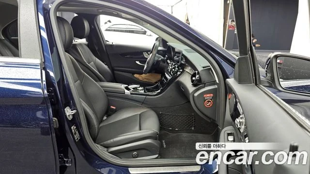 Mercedes-Benz C 200, снимка 10 - Автомобили и джипове - 53753002