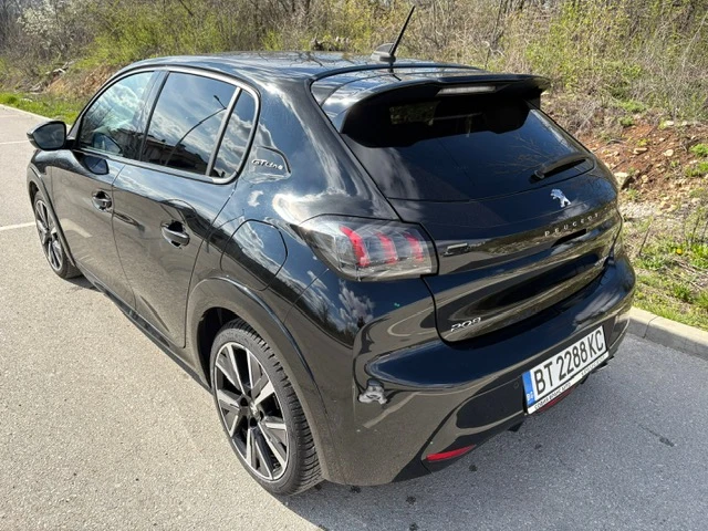 Peugeot 208 GT Line, снимка 4 - Автомобили и джипове - 54056493