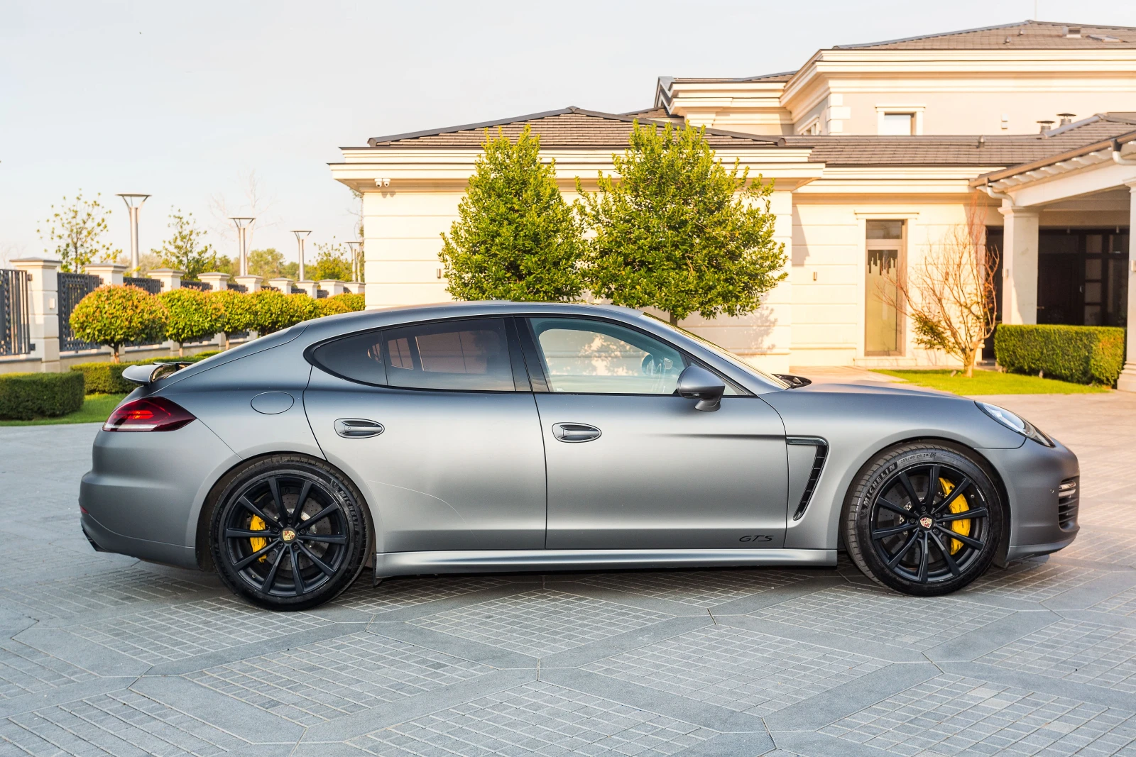 Porsche Panamera GTS /EXECUTIVE/TV-DVD/CERAMIC/PDK/Burmester/, снимка 1